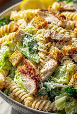 Leckeres Chicken Caesar Pasta Salad Rezept für jeden Anlass!
